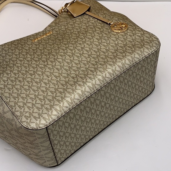 MICHAEL KORS LARGE X CHAIN SHOULDER TOTE BAG PALE GOLD COLOR - Picture 15 of 16